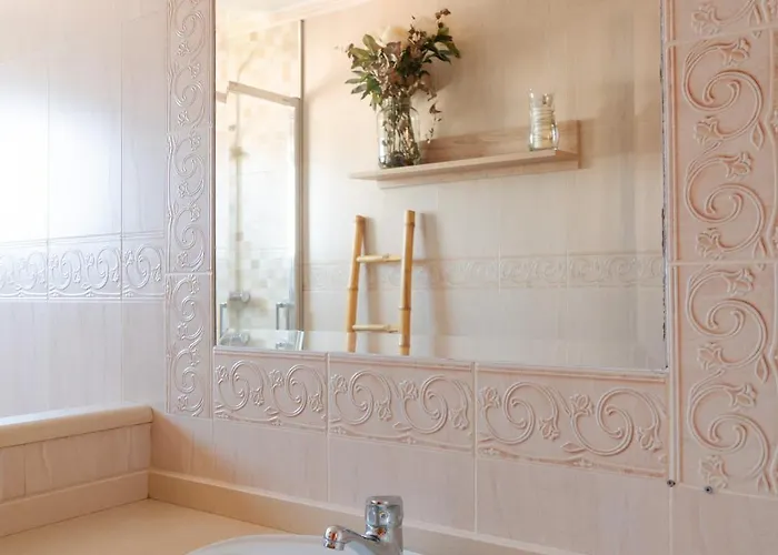 Casa Abuela Julia * Poio